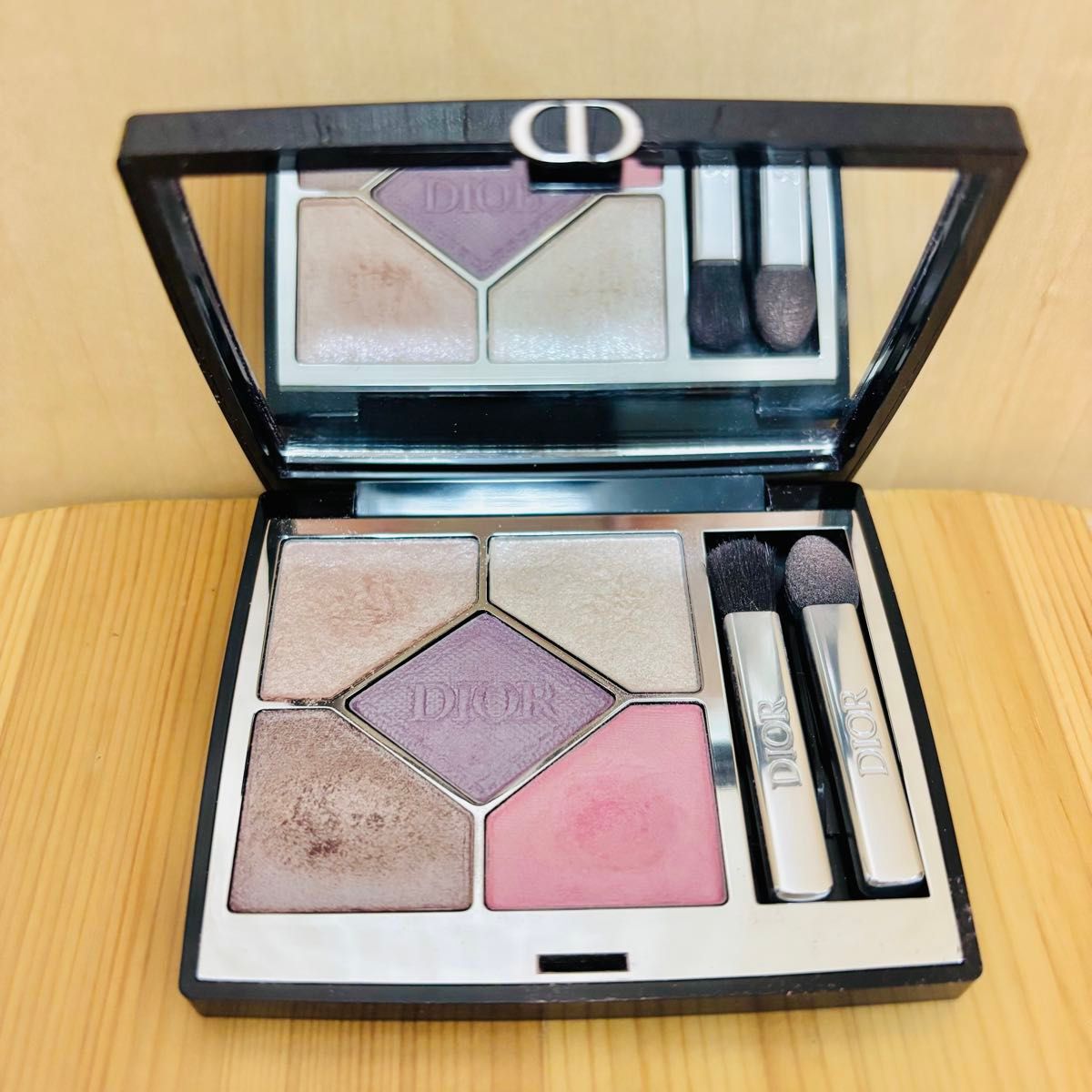 DIOR ディオールショウ サンク クルール151 マシュマロ 伊勢丹限定色