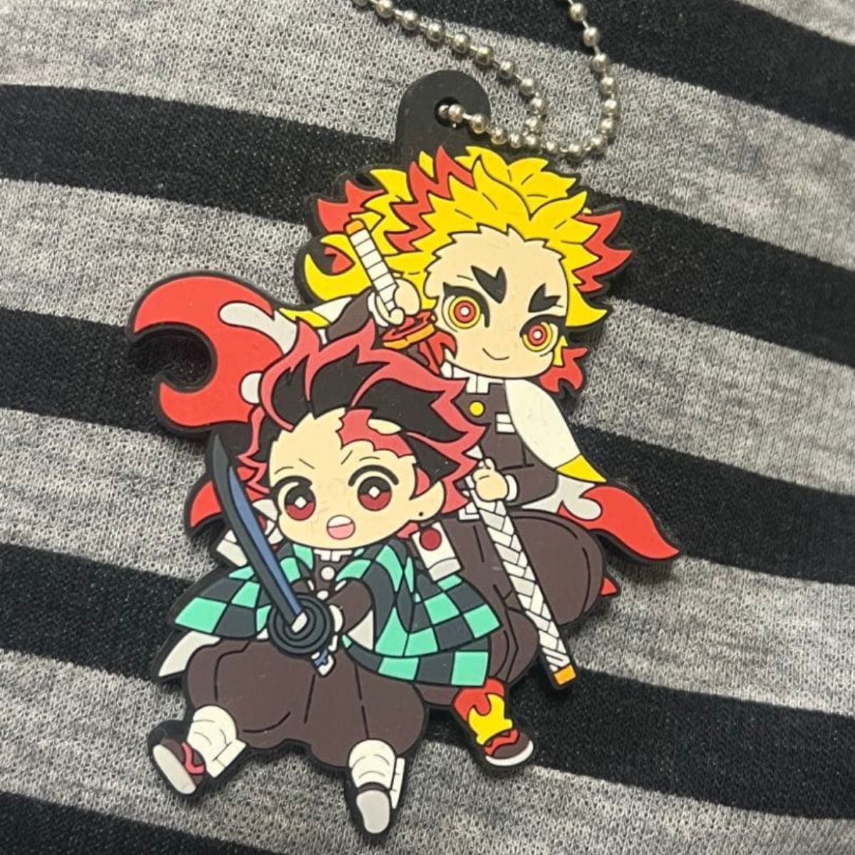 新品】鬼滅の刃 LAWSON 煉獄杏寿郎 アクリルキーホルダー ラバー