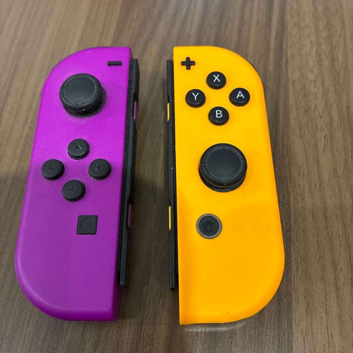 任天堂 Joy-Con（L） ネオンパープル/（R） ネオンオレンジ Nintendo