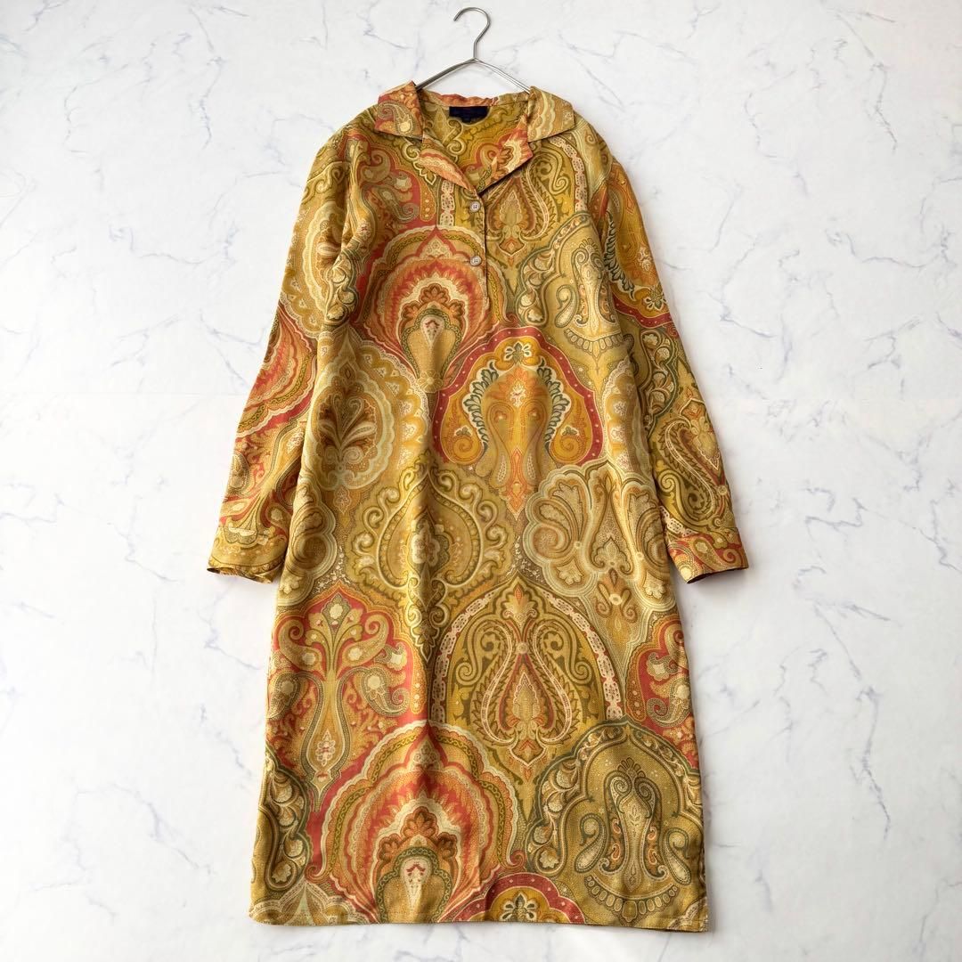 Tnewtiesトゥエンティーズ【メニュー表で顔を隠している】オープン