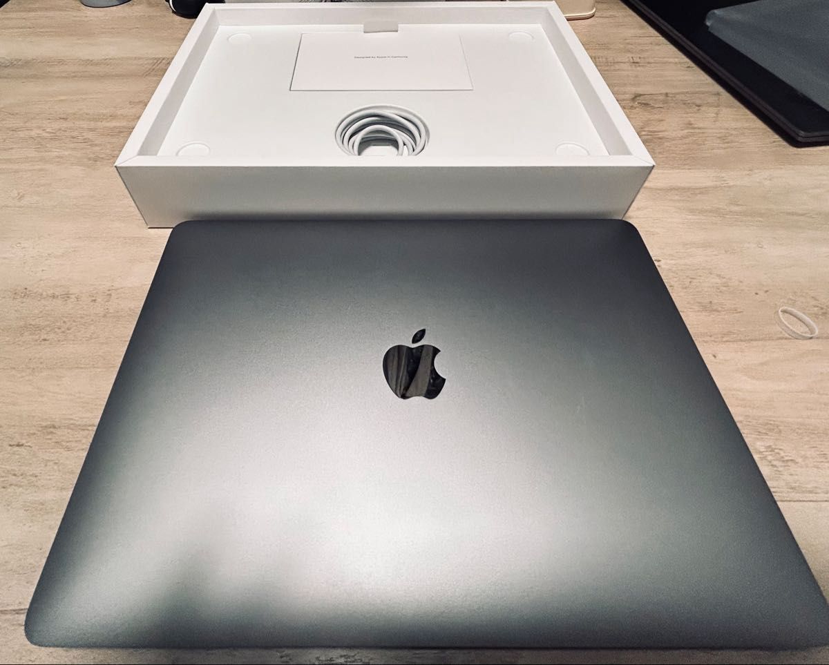 Macbook Pro 2020 13インチ office付ける｜Yahoo!フリマ（旧PayPayフリマ）