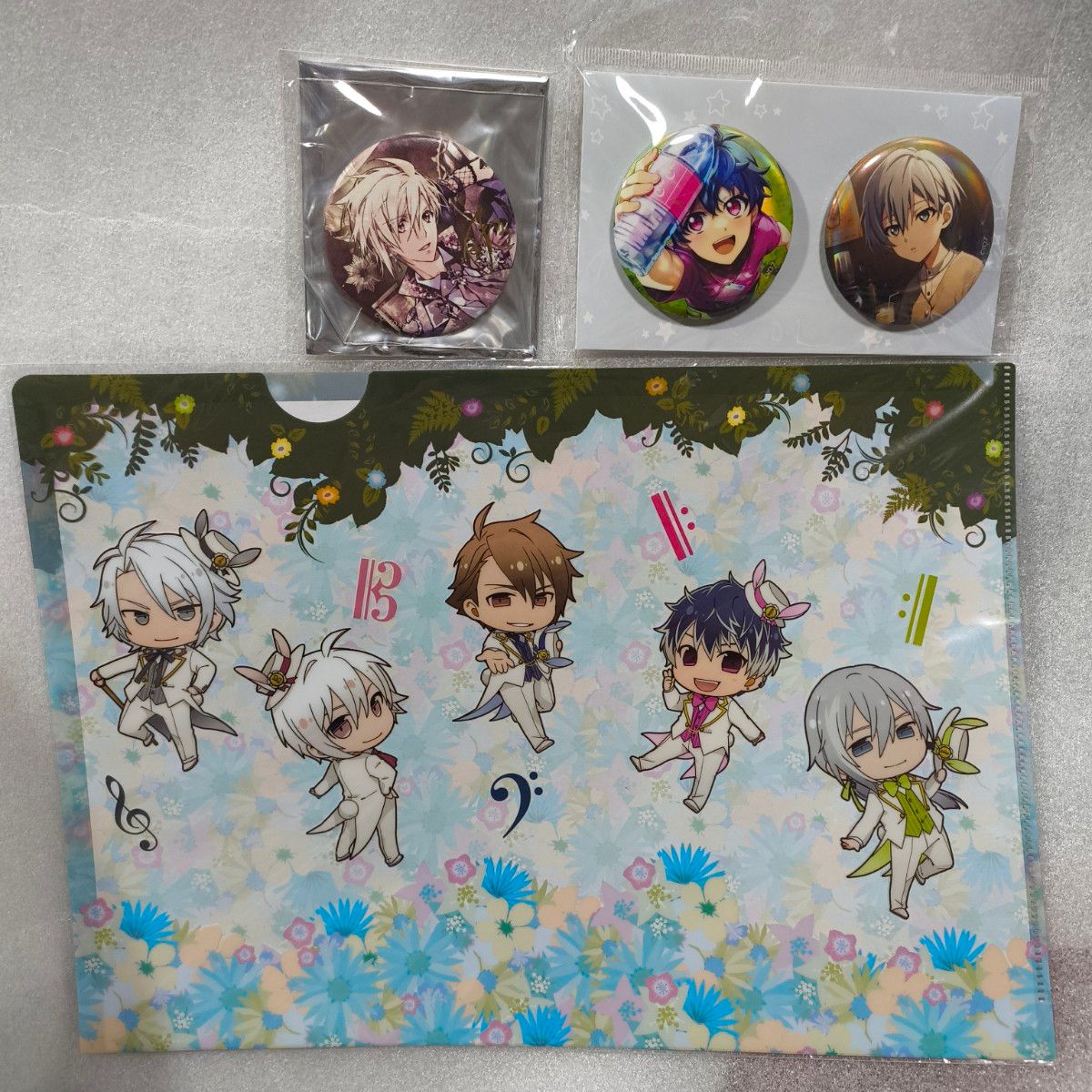 き様専用ページ アイドリッシュセブン アイナナ ブラホワ 缶バッジ