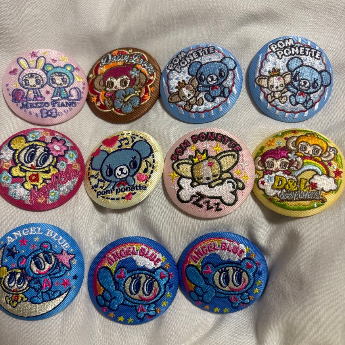 2個セット UNDERCOVER 刺繍 バッジ ブラック ブルー ピンズ｜Yahoo