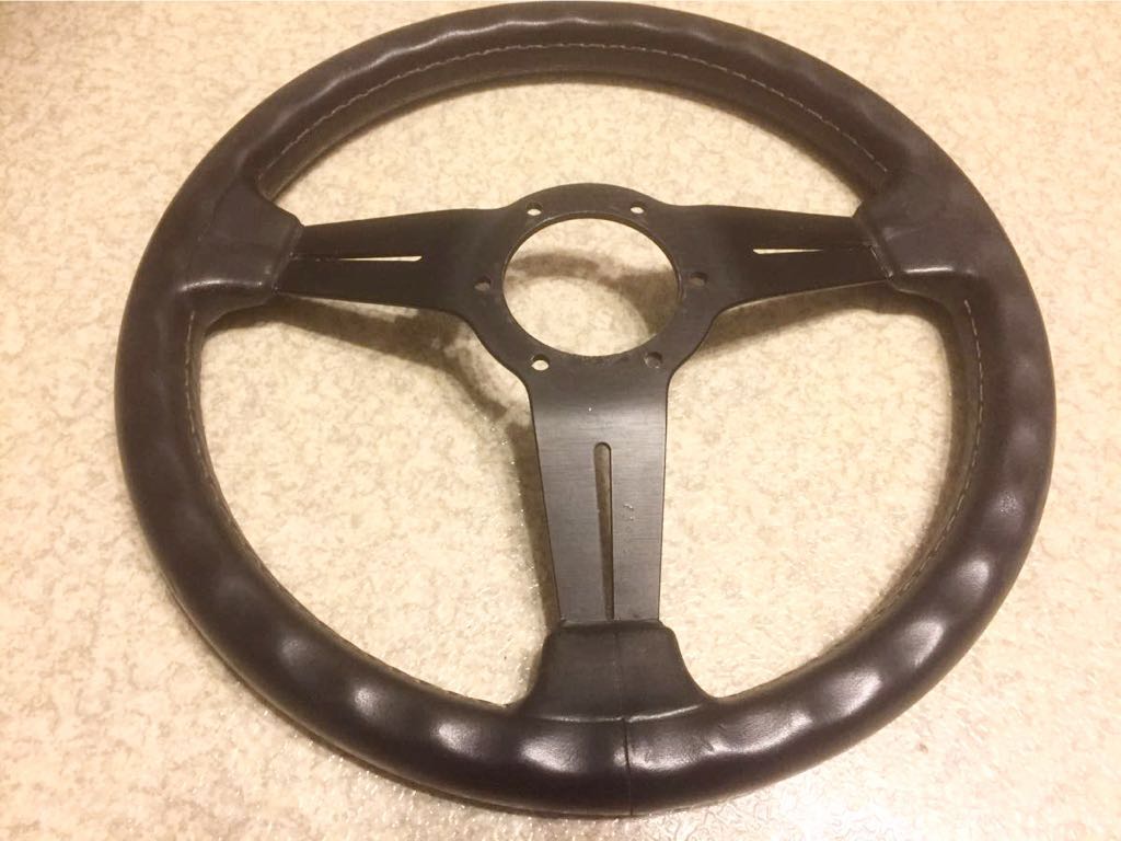 NARDI ナルディクラシック ステアリング33パイ（レザー・黒・FET刻印有