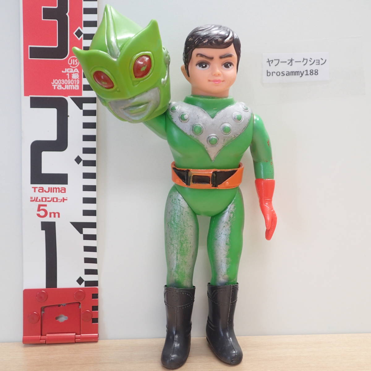 Yahoo!オークション - 旧バンダイ サンダーマスク 面取れ マスク着脱