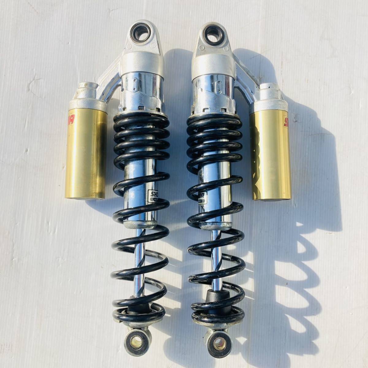 送料無料 ホンダ CB750 RC42-1500〜 純正リアサスペンション リア