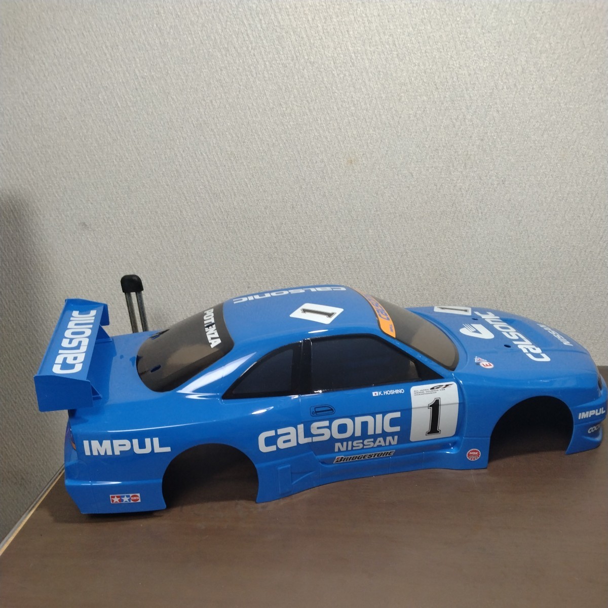 送料無料 タミヤ 1/10 カルソニック スカイライン GTR R33 ラジコン