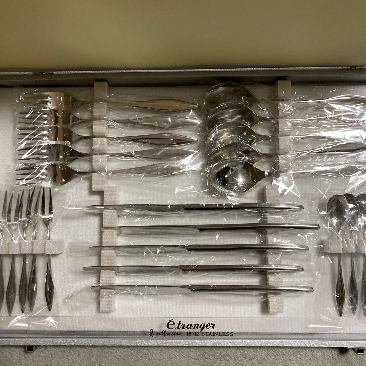 Martian マーシャン カトラリーセット 18-12ステンレス 洋食器 25本