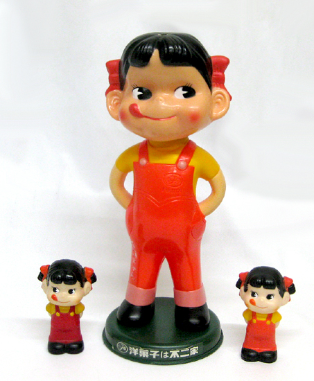 Yahoo!オークション - 昭和レトロ 不二家 ペコちゃん 首振り人形＆音が