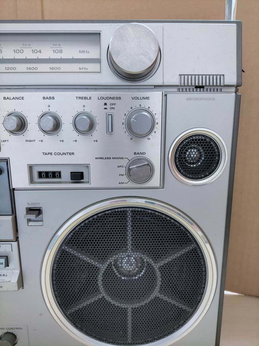 日立 HITACHI FM/AM ステレオ カセット レコーダー TRK-8600RM