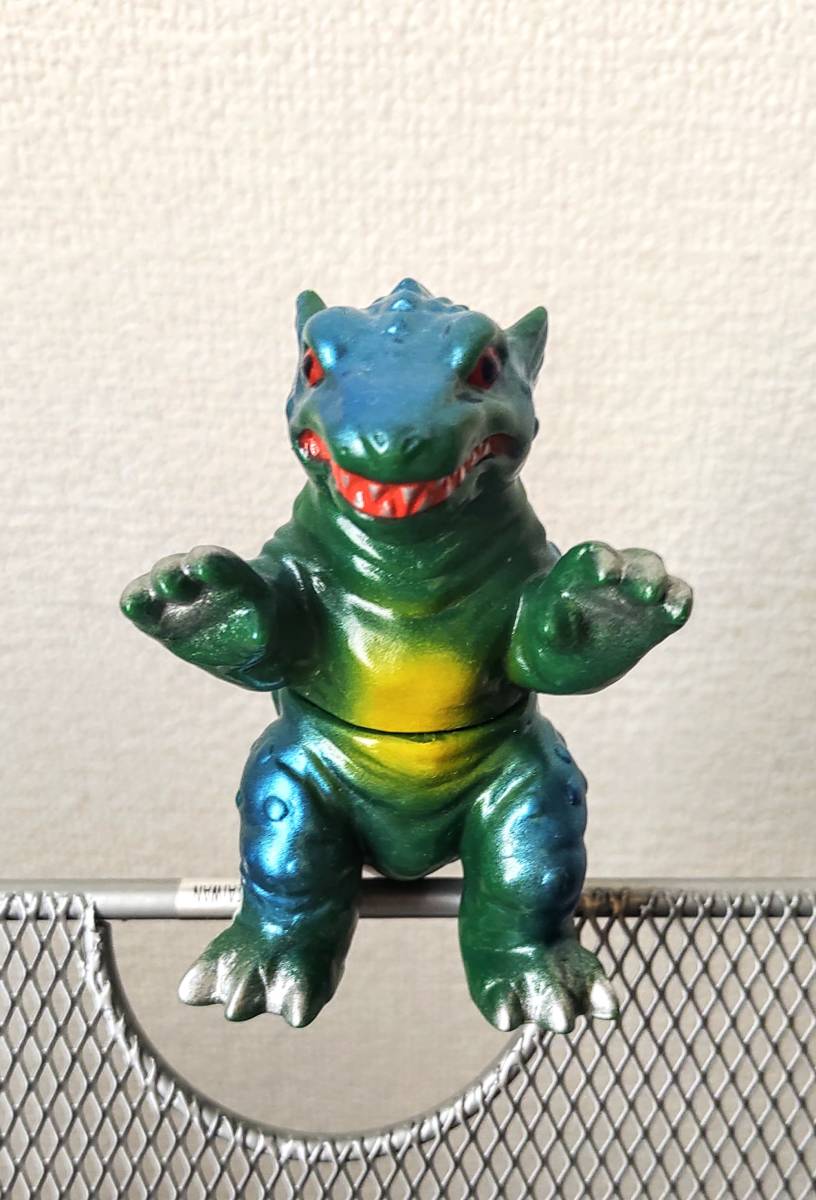 Yahoo!オークション - M1号 CLUB DAIKAIJU 怪獣ゴルゴ 親子セット イリ