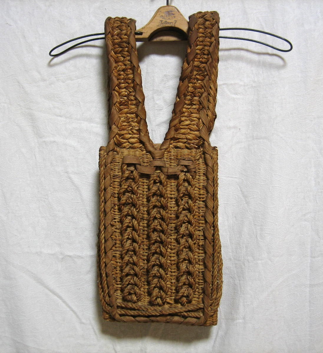 Yahoo!オークション - 古民芸 味な民具Ⅰ 背負子 バンドリ 藁製品 蓑