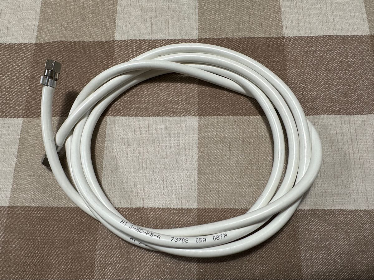 SHARP テレビAQUOS LC-32E9 動作確認済 アンテナケーブル2本付き