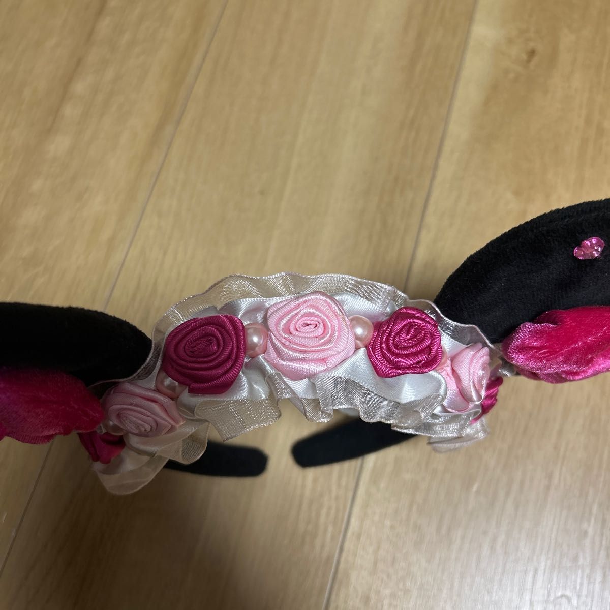 ディズニー ミニー カチューシャ ピンクリボン バラ 薔薇 レース レア