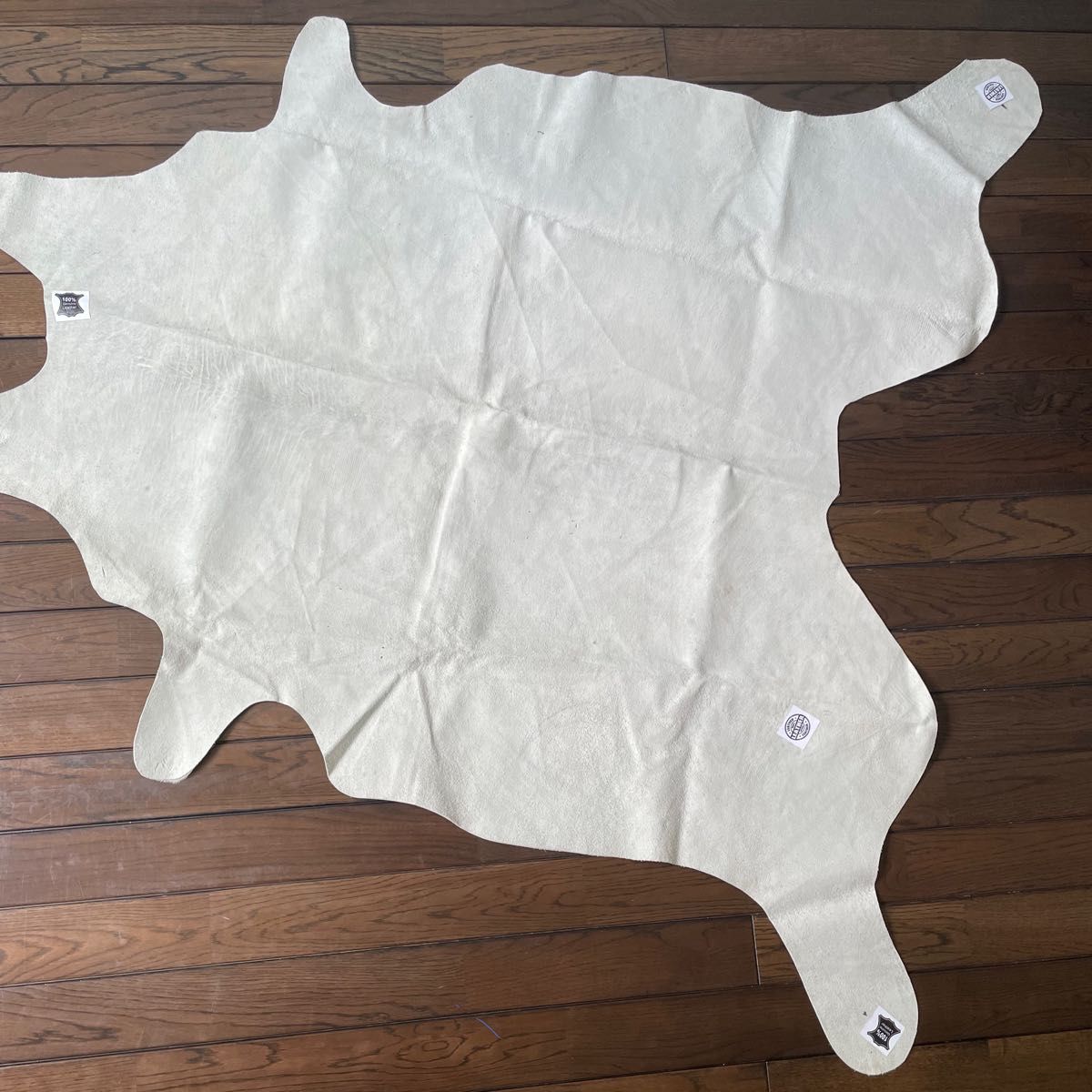 カウラグ 天然牛革 カウハイドラグ 本革 新品 未使用 牛柄 ラグ