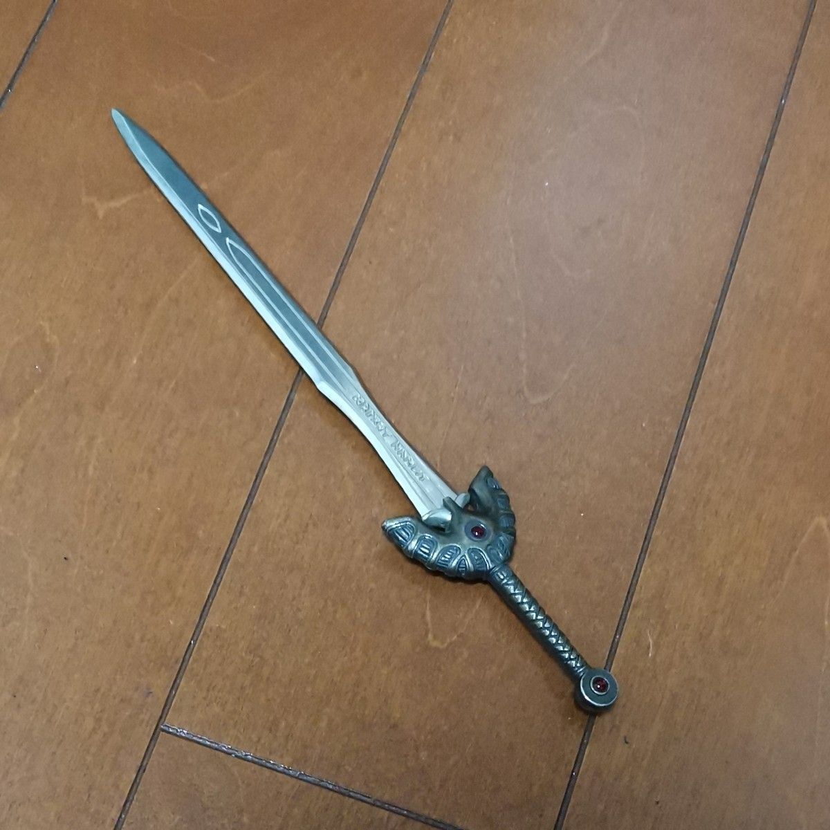 ドラゴンクエスト ロトの剣 ペーパーナイフ｜Yahoo!フリマ（旧PayPay