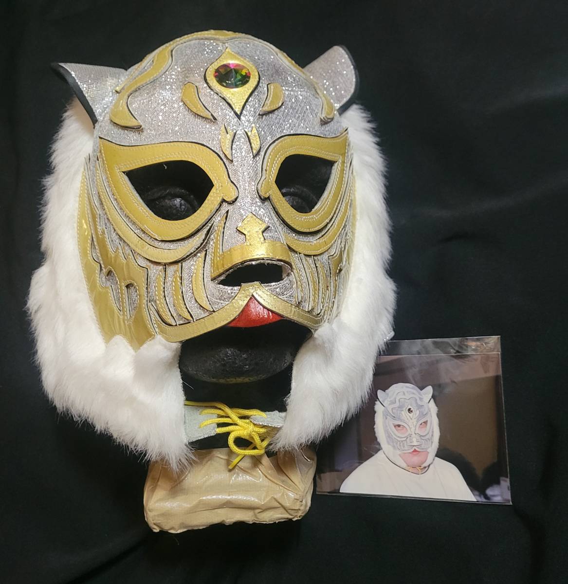 Yahoo!オークション - 激レア 復活初代タイガーマスク サイン入り写真