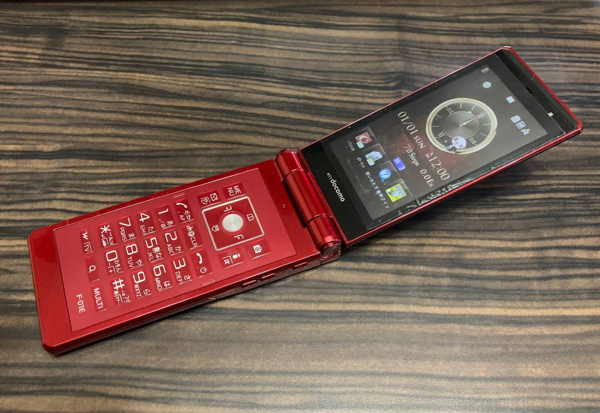 Yahoo!オークション - docomo F-01E STYLE series (レッド) FOMA 初期