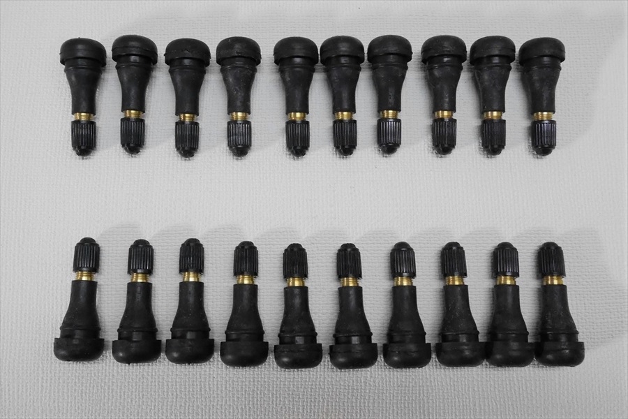 太平洋工業 TR-413 CL 2022年11月製 チューブレスバルブ 新品20個