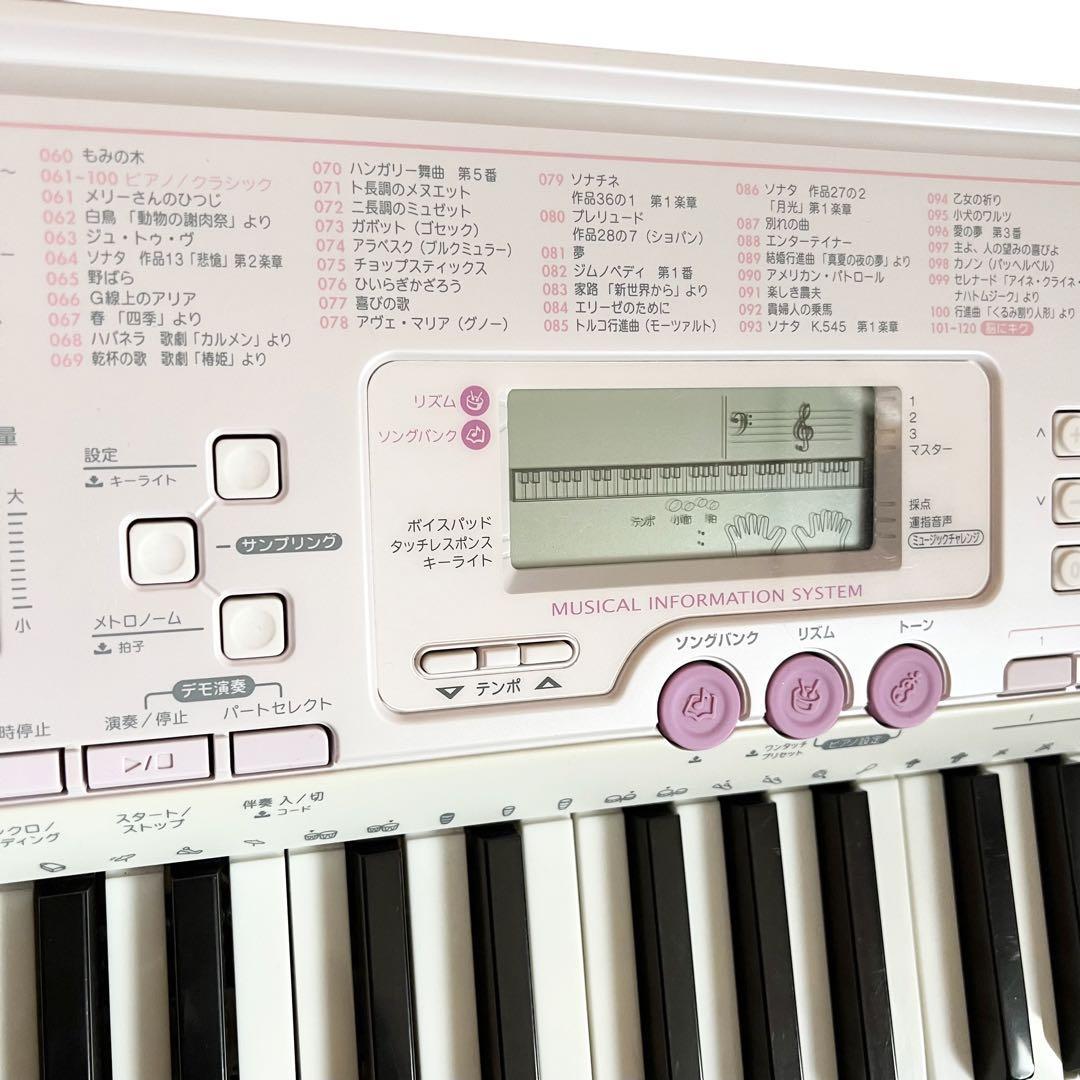 CASIO 電子ピアノLK-107 キーボード カシオ 光ナビゲーション61鍵盤