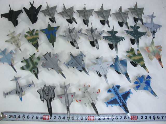 Yahoo!オークション - チョコエッグ 世界の戦闘機シリーズ 第1-4弾 30