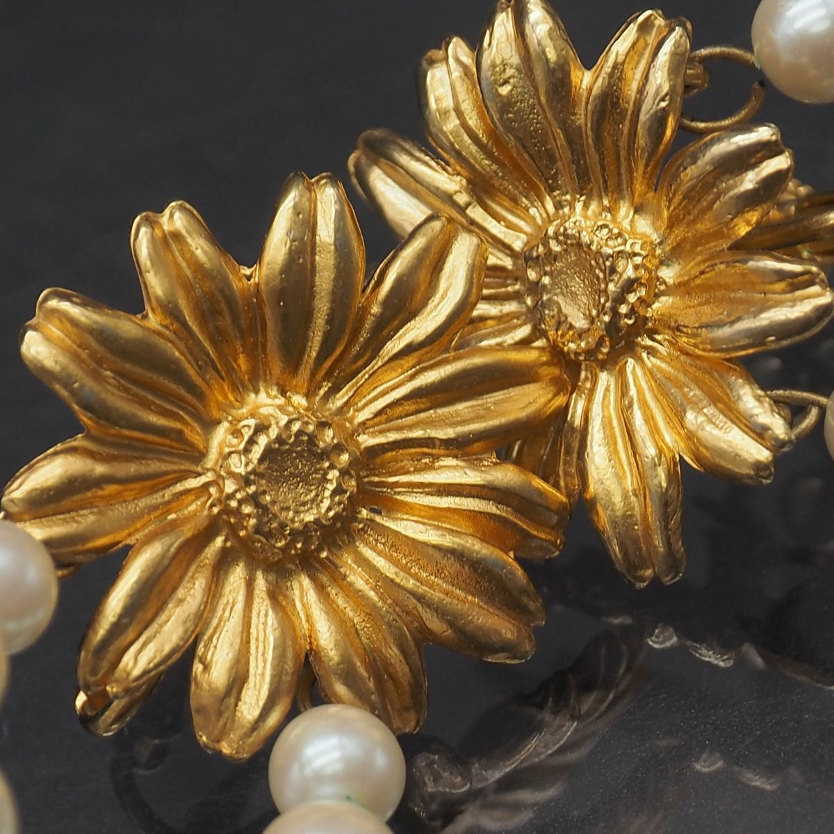 C684 KENZO ケンゾー イヤリング フラワー フェイクパール ゴールド