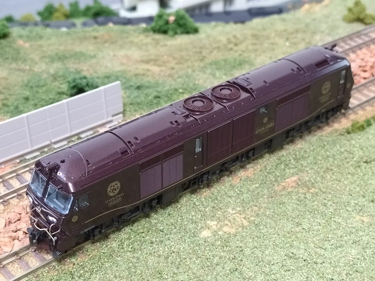 KATO DF200-7000 JR 九州「ななつ星in九州」 機関車のみ｜Yahoo!フリマ