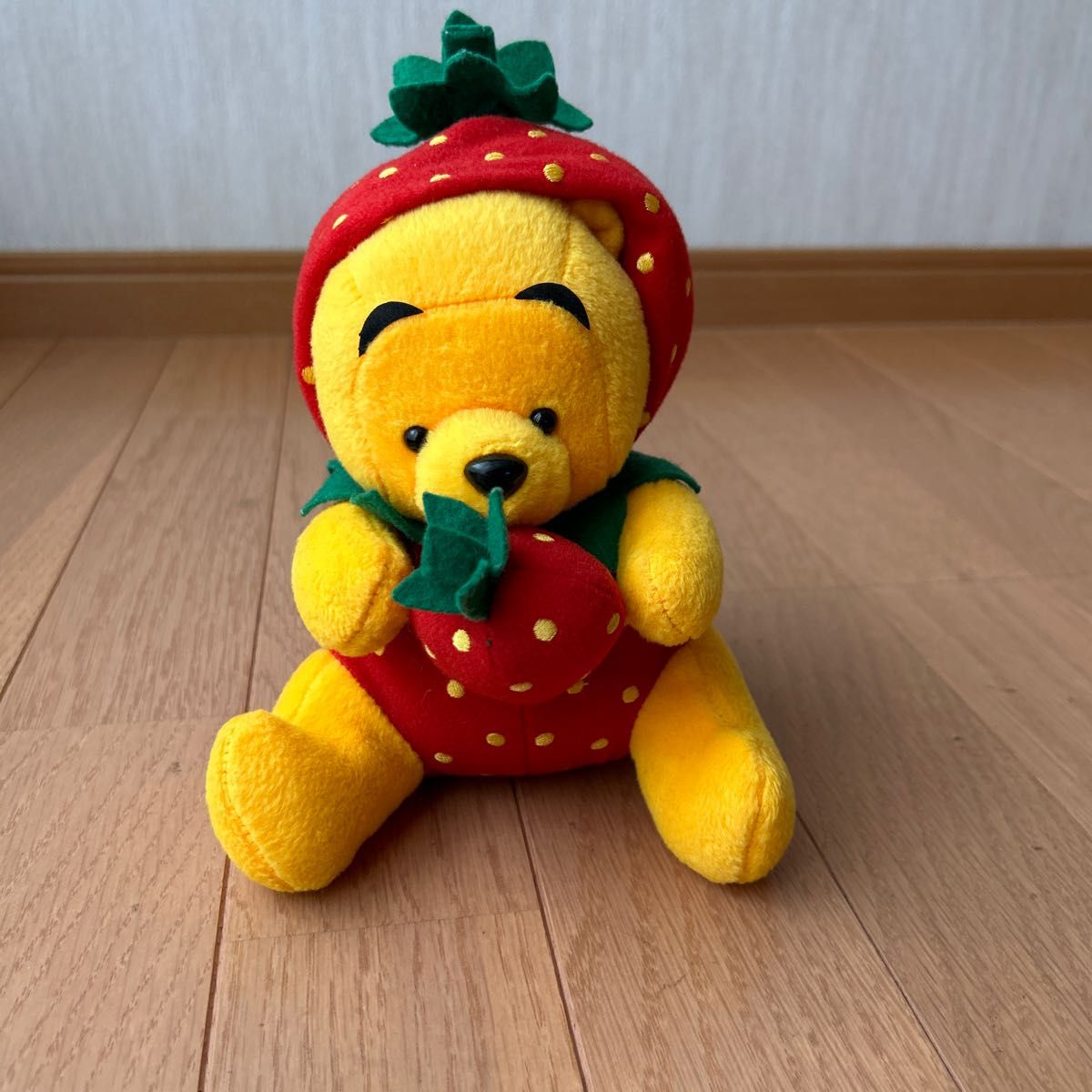 プーさん いちご着ぐるみ ぬいぐるみ フルーツシリーズ｜Yahoo!フリマ