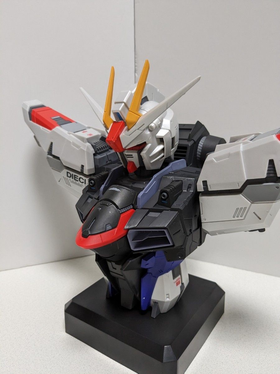 一番くじ 機動戦士ガンダムSEED ラストワン賞 フリーダムガンダム 胸像