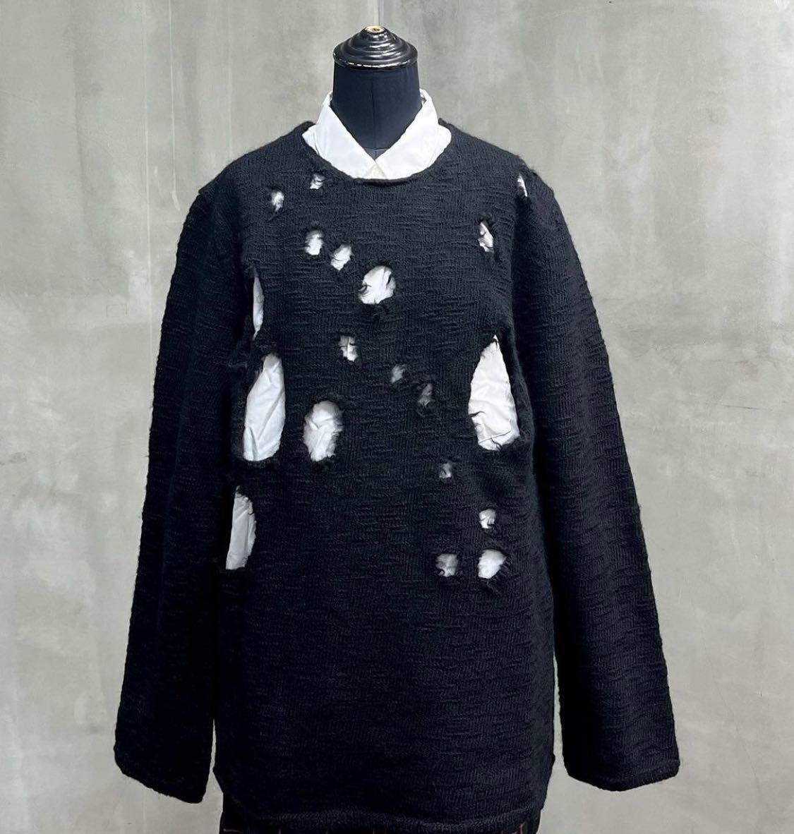 BLACK COMME des GARCONS 23AW 穴あき ニット 完売品｜Yahoo!フリマ