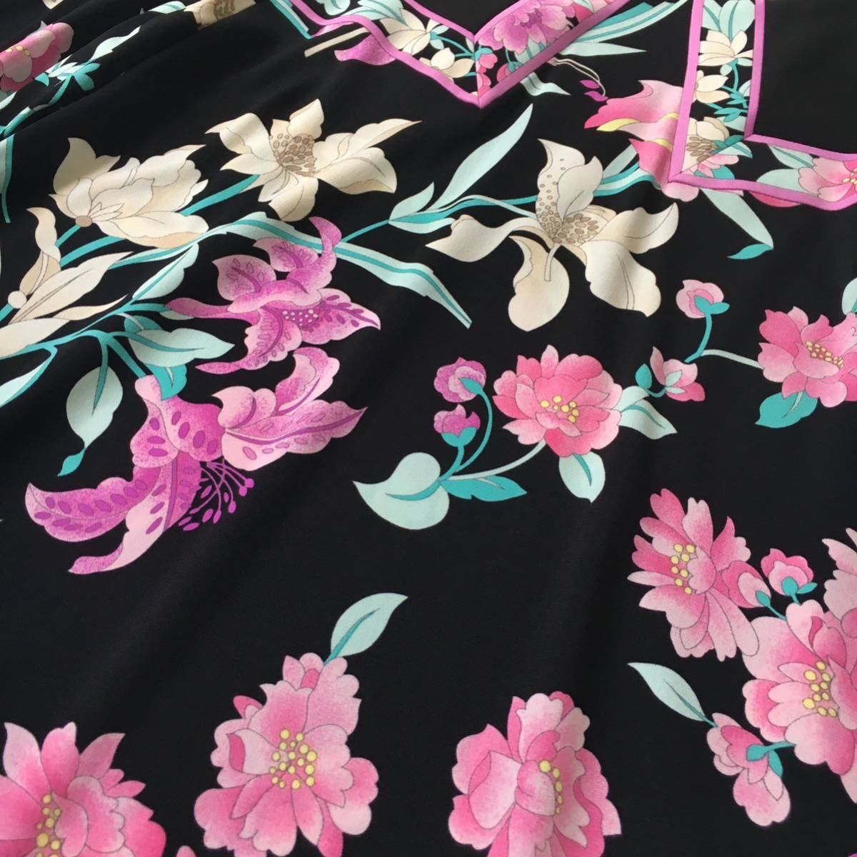 美品 LEONARD レオナール カンカン 花柄 ストレッチ ワンピース 送料