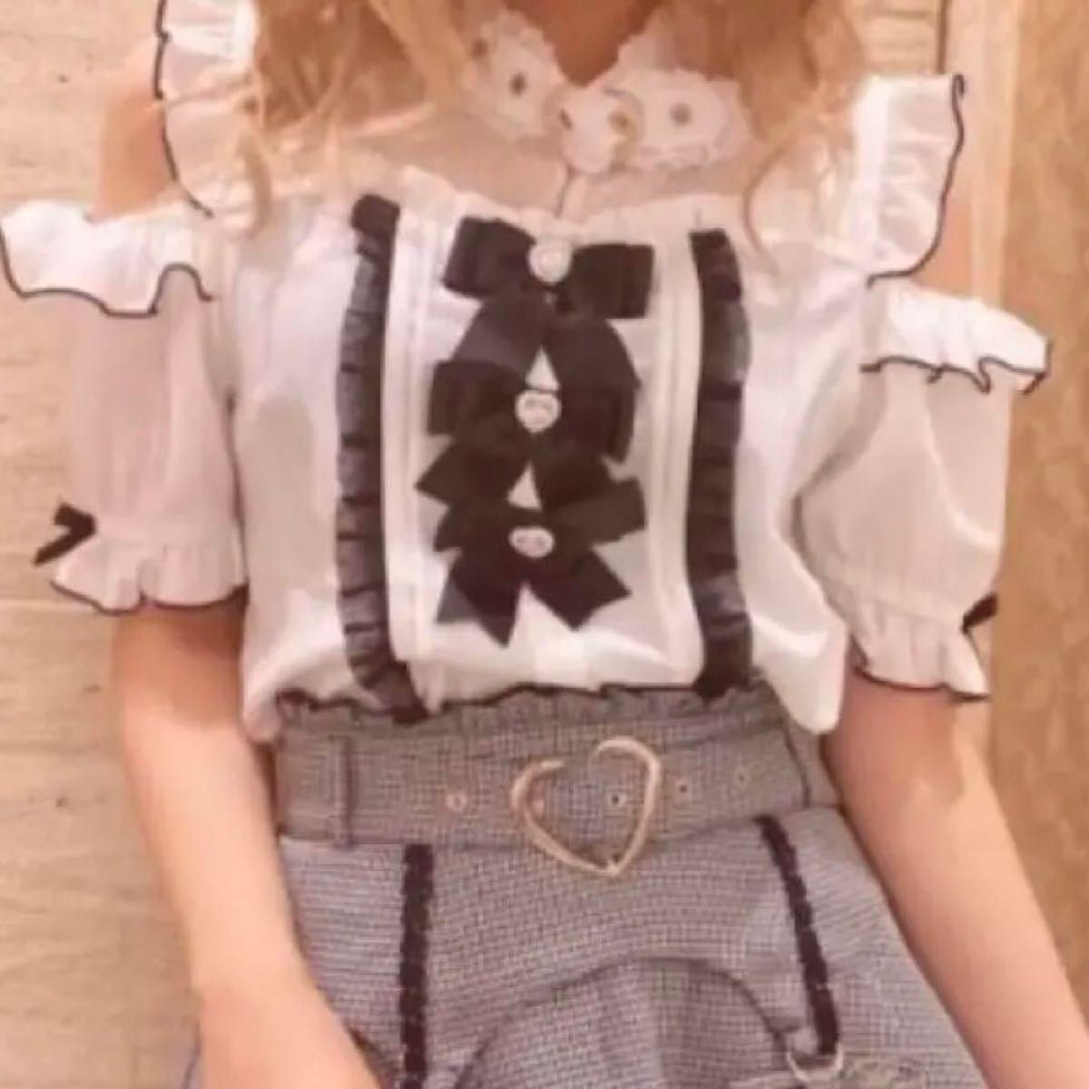 LIZ LISA 3つリボンハートチョーカーブラウス ホワイトブラック｜Yahoo