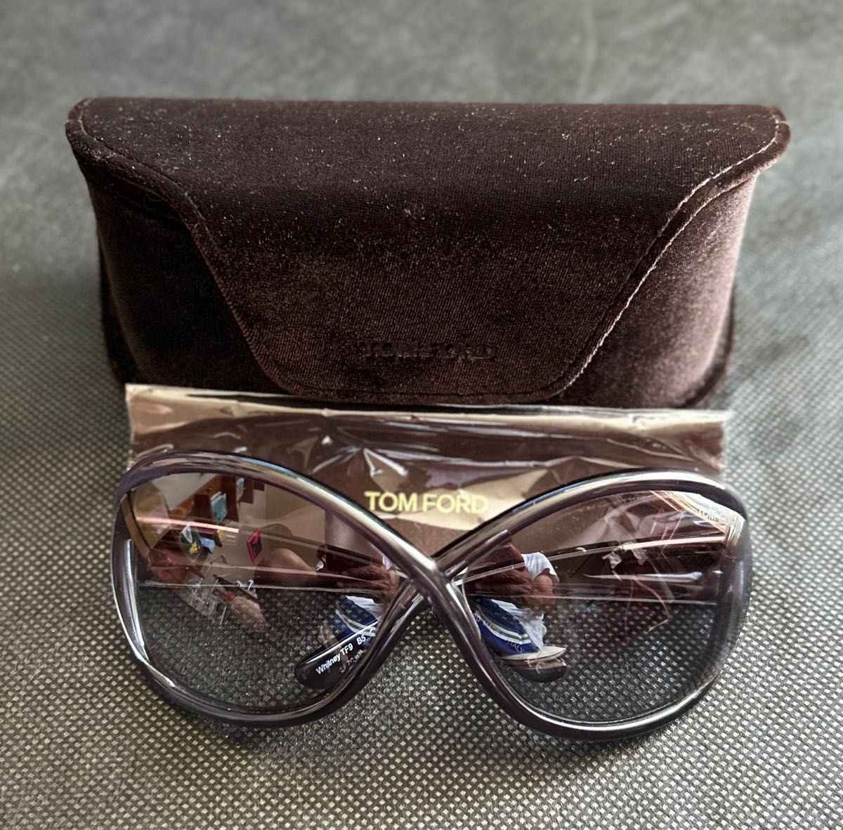 TOM FORD/トムフォードWhitneyサングラス メンズ＆レディース