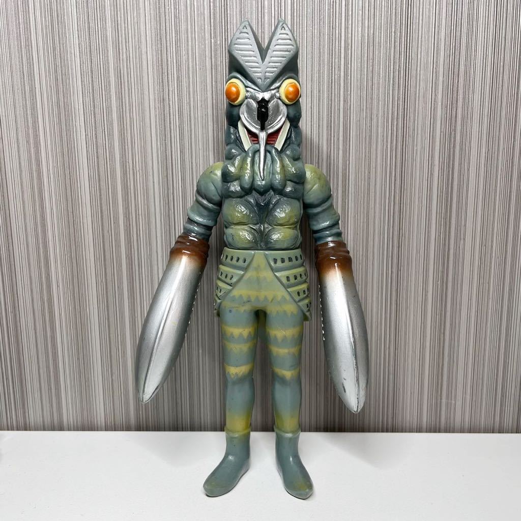 Yahoo!オークション - 【18cm】バンダイ 2004年製 バルタン星人 ソフビ