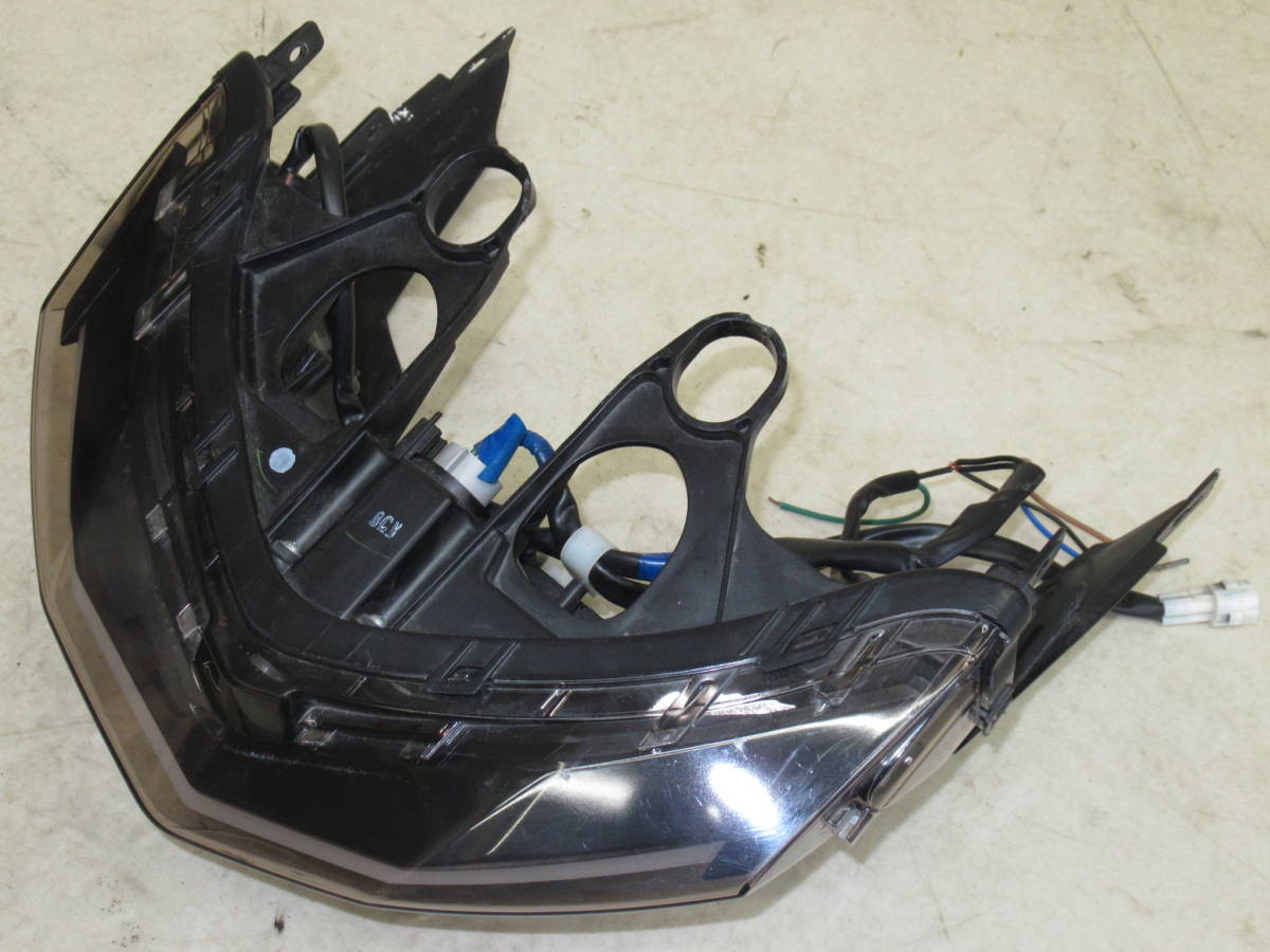 全国送料無料 ヤマハ シグナスX/SEA5J 4型 純正LEDテールランプ中古品