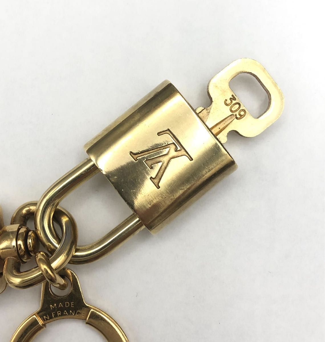 LOUIS VUITTON ルイ ヴィトン アノクレ キーホルダー キーリング