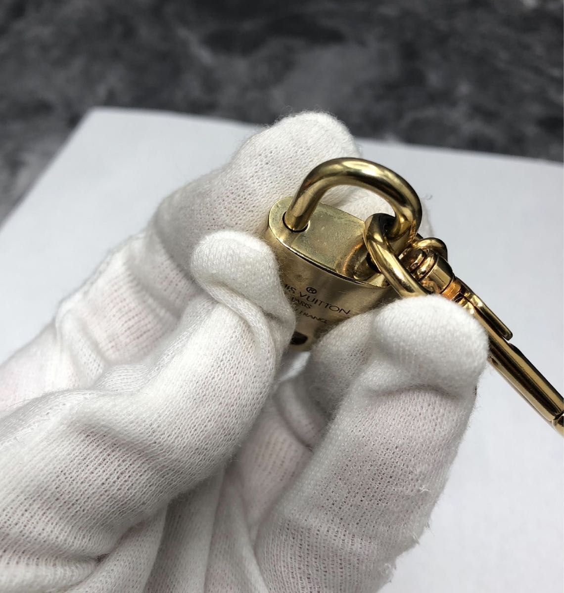 LOUIS VUITTON ルイ ヴィトン アノクレ キーホルダー キーリング