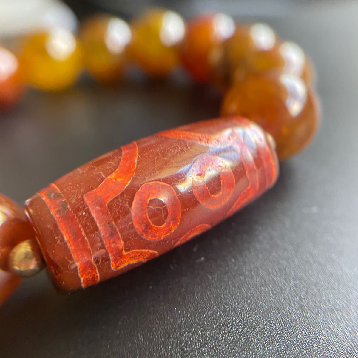 天然上品な龍紋瑪瑙 ドラゴンアゲート 14mm+チベット七眼天珠