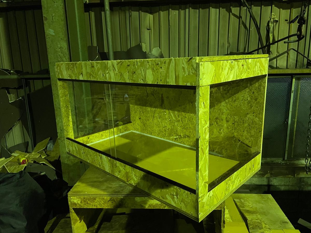 爬虫類ケージ 70×40×40 側面アクリル仕様 フトアゴ リクガメ｜Yahoo