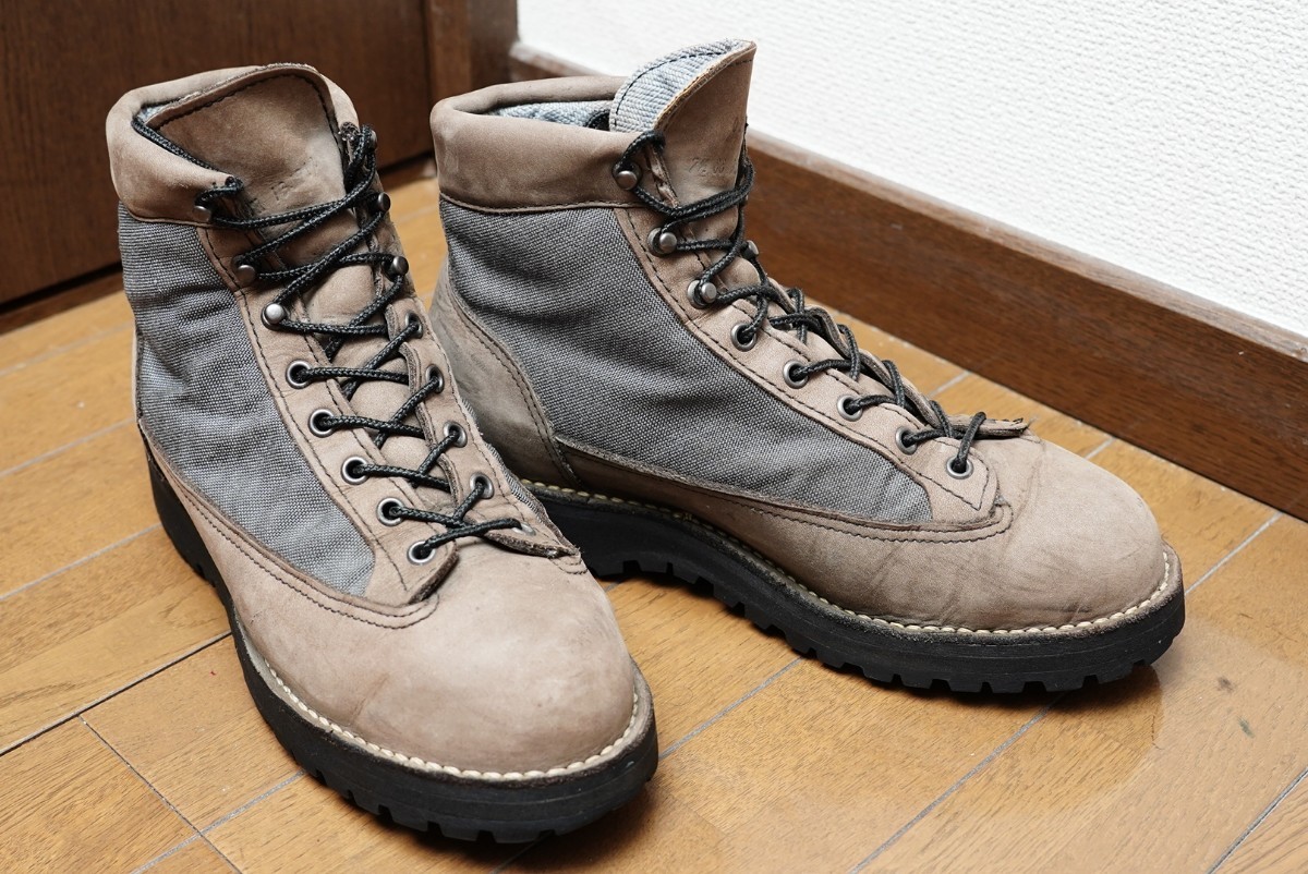 Yahoo!オークション - danner ダナーライト 限定 黒タグ 2000足限定 リ