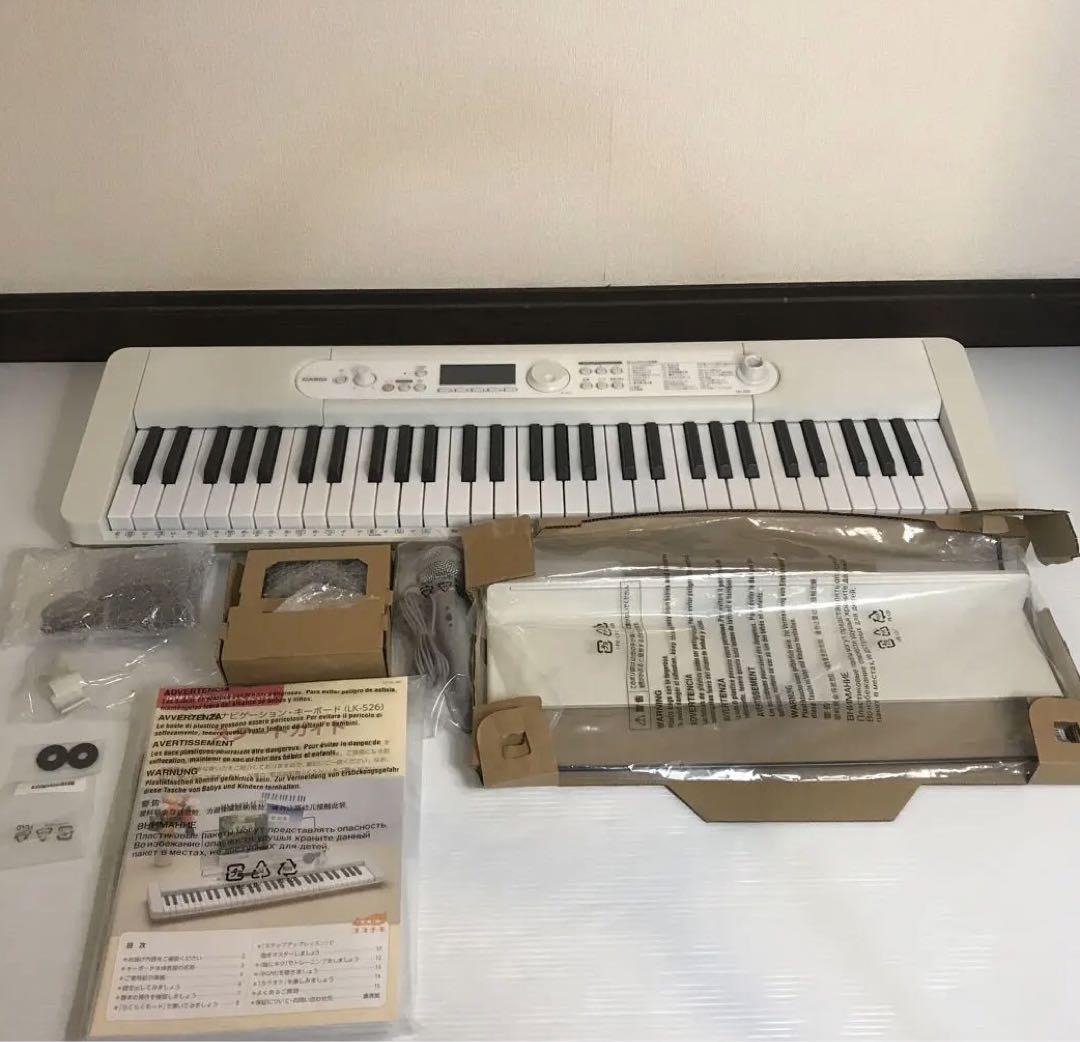 開封済新品同様CASIO電子キーボード LK-526 光ナビゲーション ココチモ