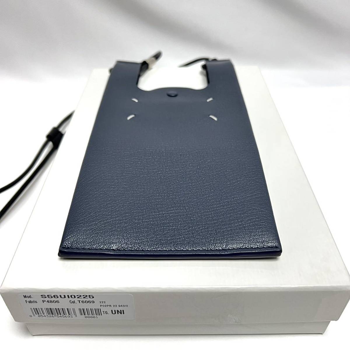 新品 メゾンマルジェラ 4ステッチ スマートフォン ホルダー ネック