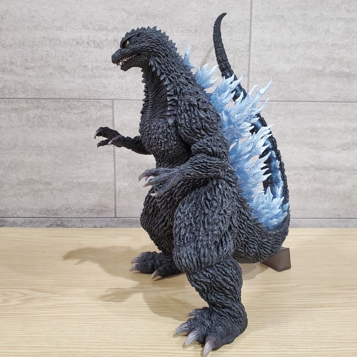 塗装済み完成品】東宝30cmシリーズ 酒井ゆうじ造形コレクション ゴジラ