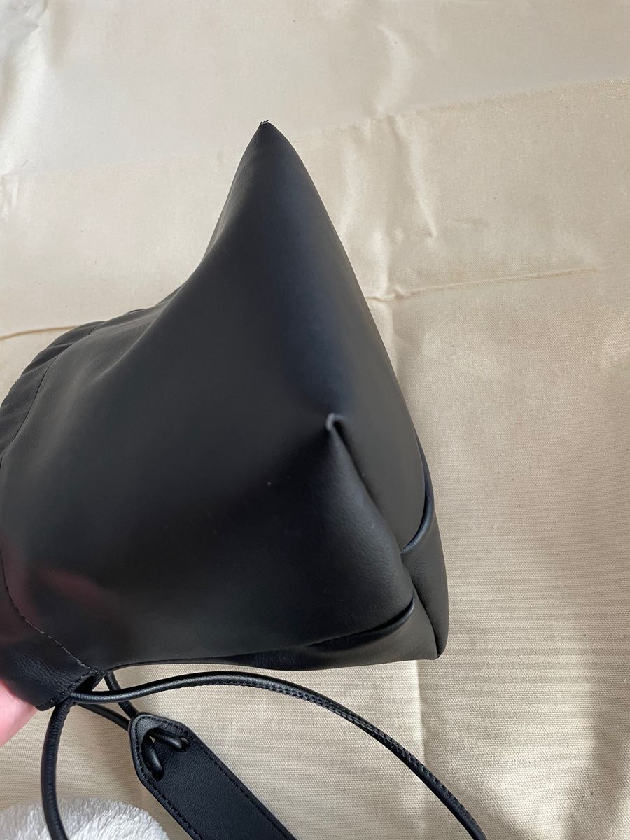 WCJ ソフトエコレザー巾着バッグ ブラック 若槻千夏｜Yahoo!フリマ（旧