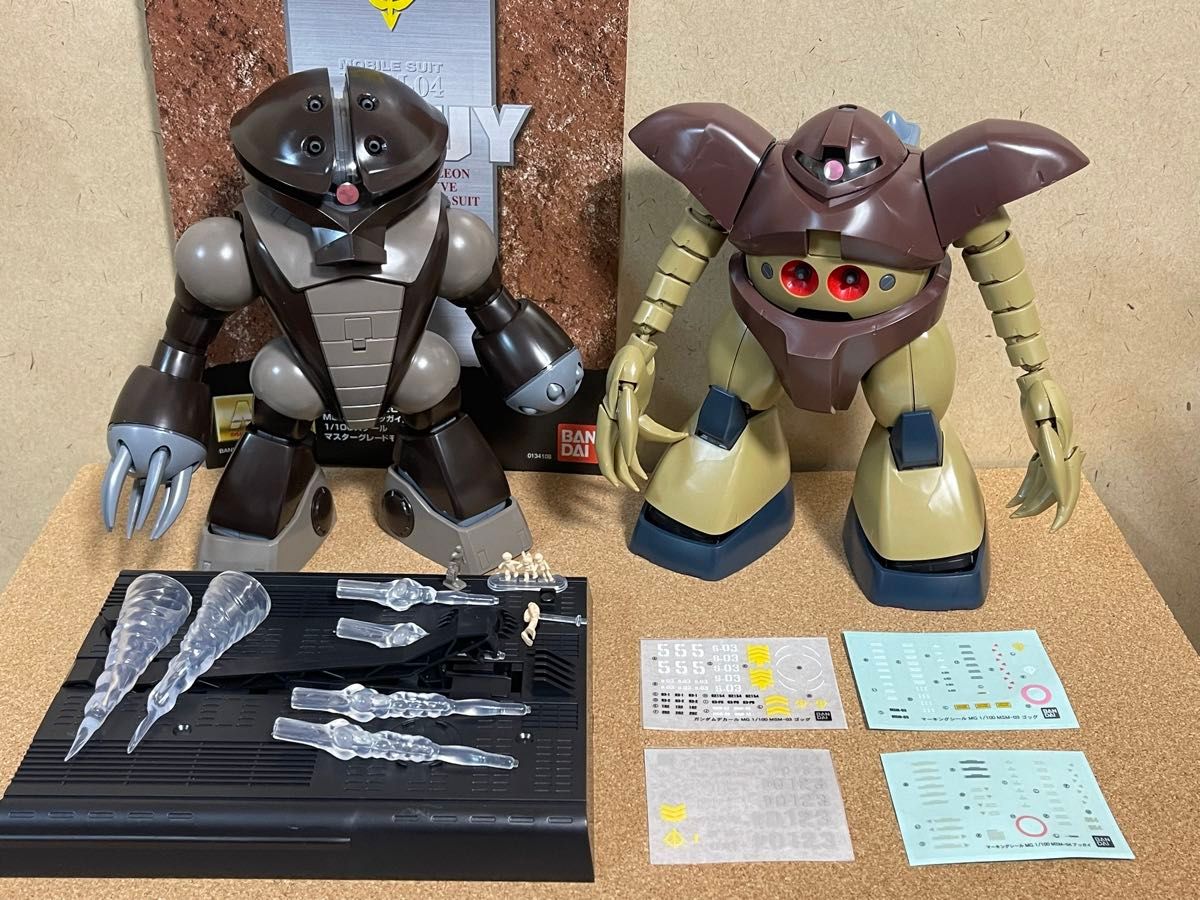 MG シャア専用 量産型 ズゴック アッガイ ゴッグ 素組完成品 4点セット