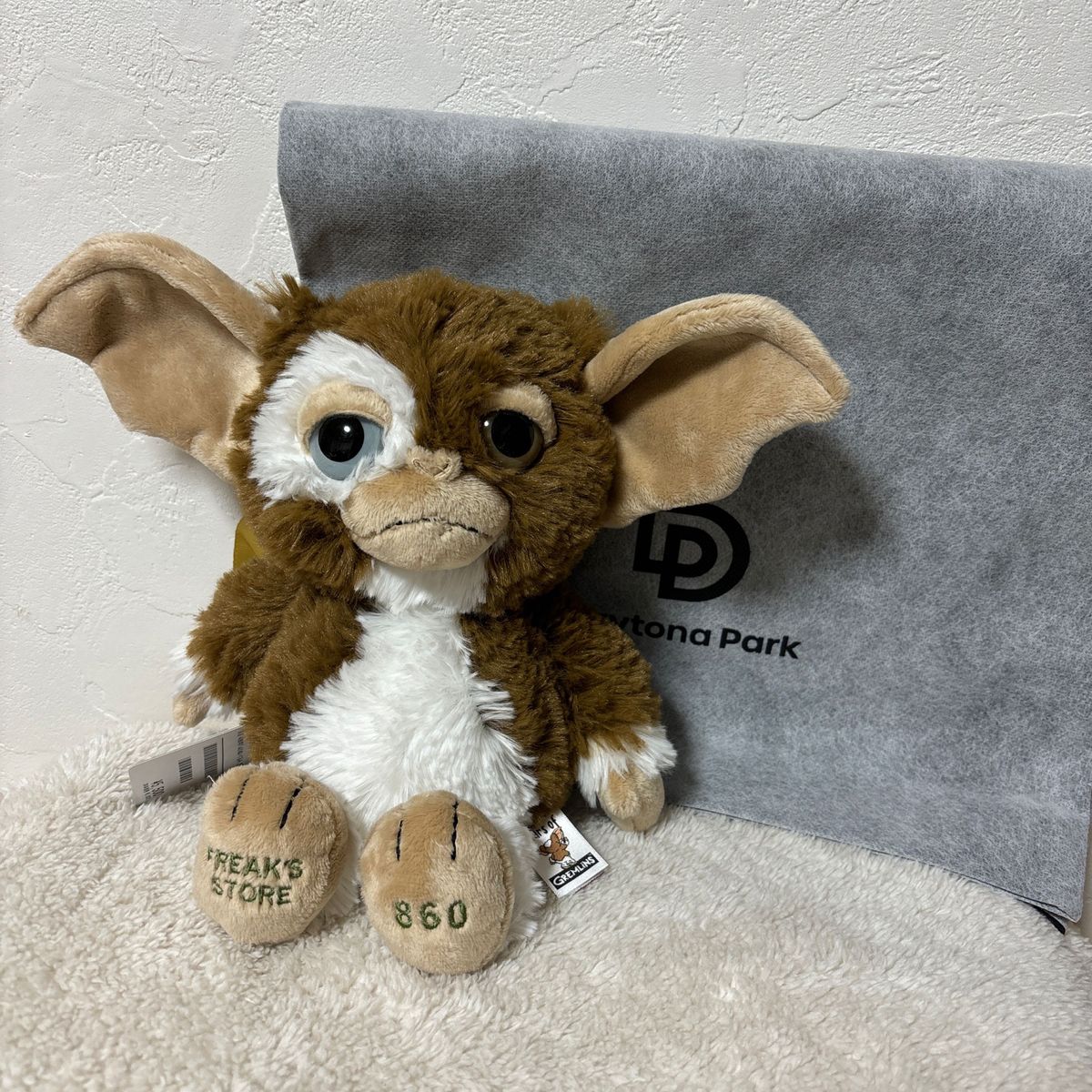 タグ付き新品 グレムリン 1000体限定 シリアルナンバー入り ぬいぐるみ