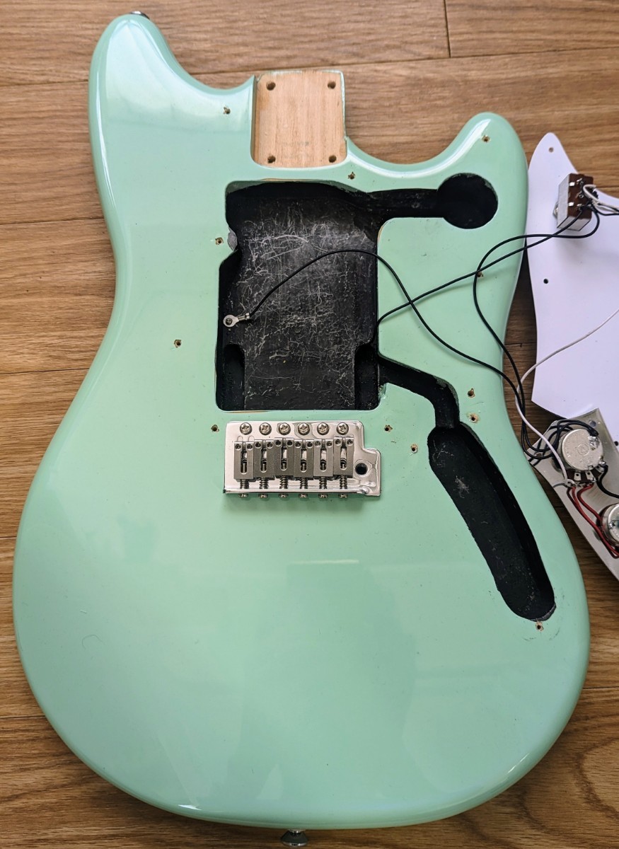 squier cyclone スクワイヤー サイクロン｜Yahoo!フリマ（旧PayPayフリマ）