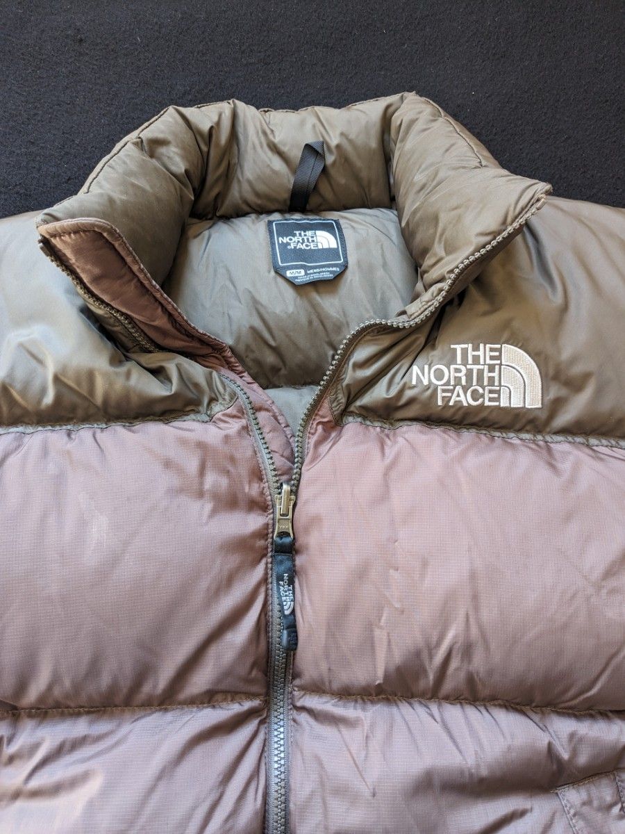 ザ ノースフェイス センターロゴ ヌプシ ダウン Mサイズ 700 茶色