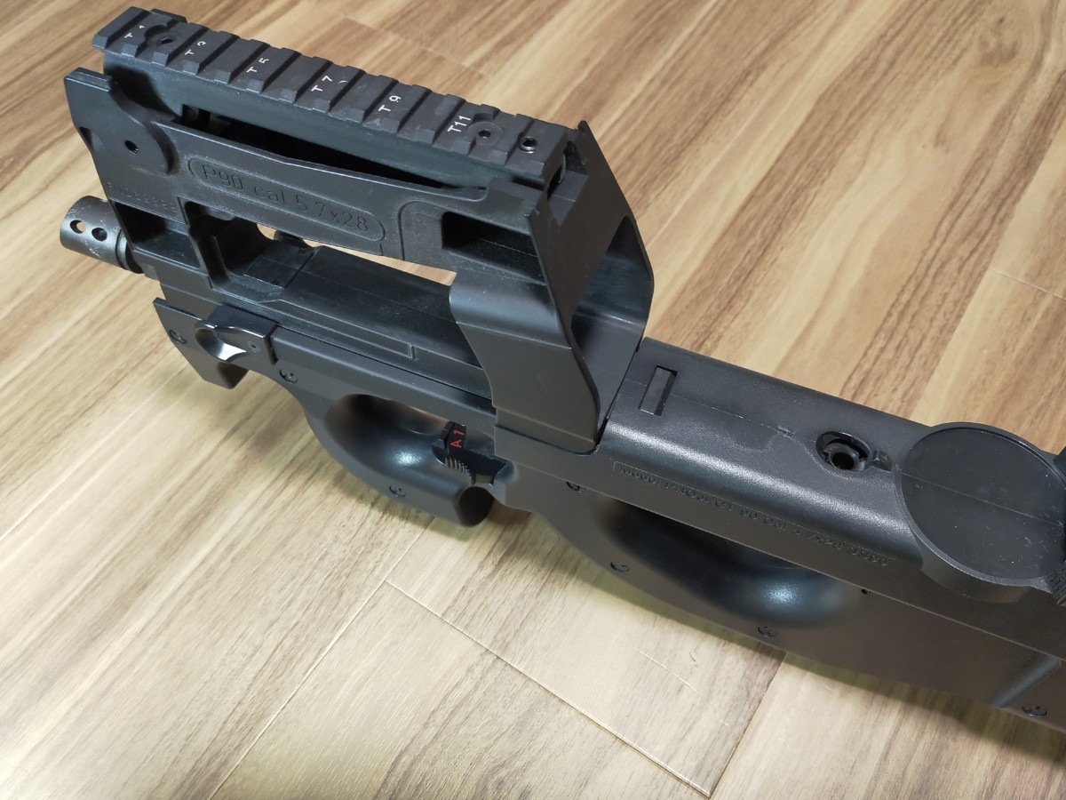 LayLax F FACTORY P90 タクティカルマウントベース取り付け】東京