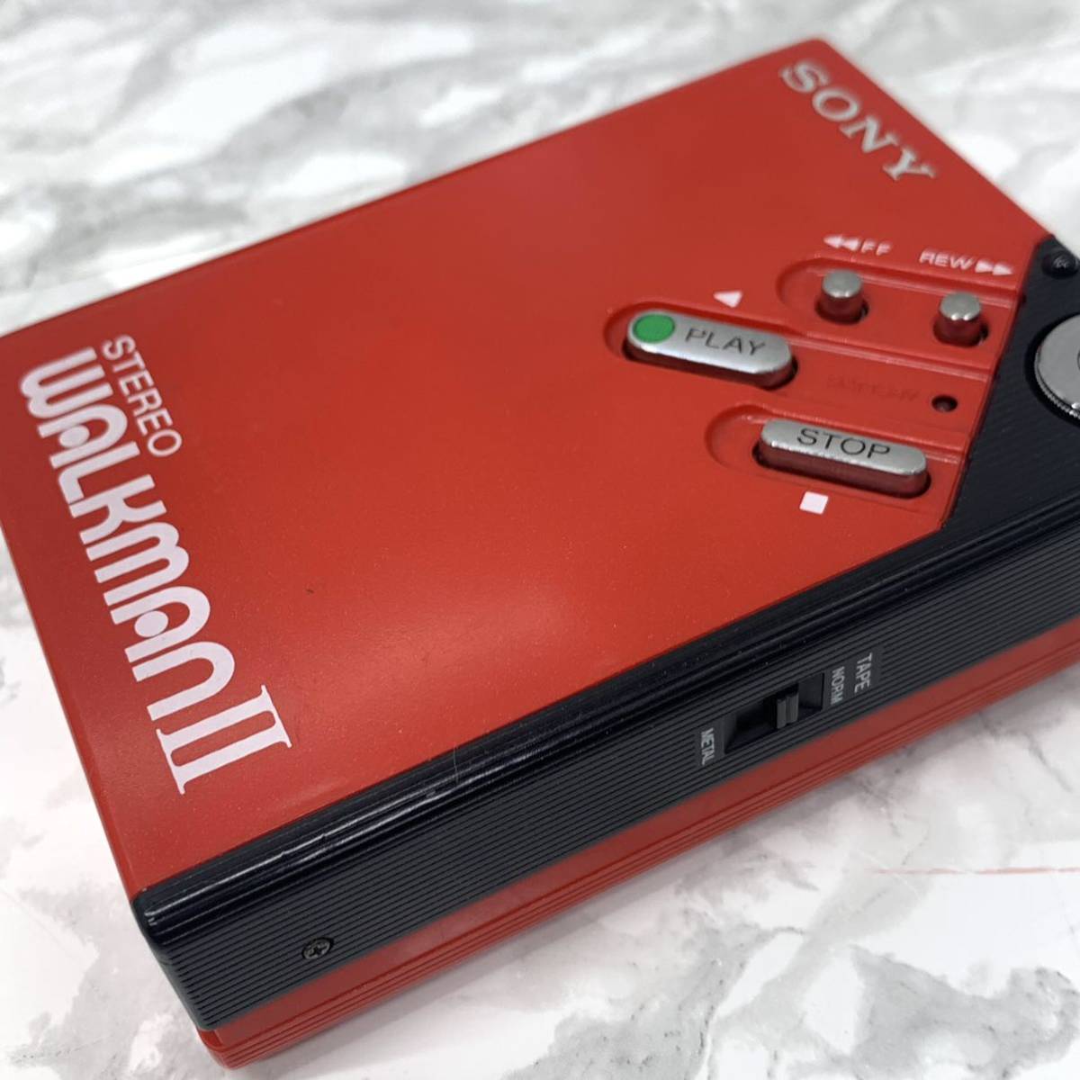 通電確認】 SONY WM-2 ウォークマン2 ホルダー 人気のレッド WALKMAN